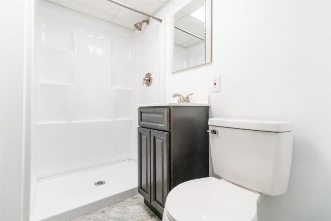 Building Photo - 9724 Brookmere Dr