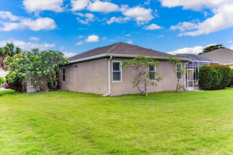 Building Photo - 16901 Colony Lakes Blvd
