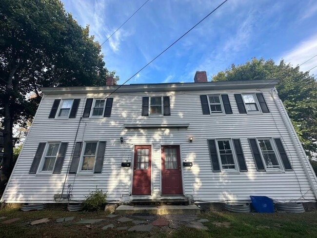 Primary Photo - 14 Broad St