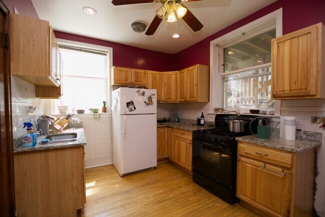 Building Photo - 6308 N Glenwood Ave