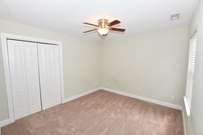 Building Photo - 4923 Krick St