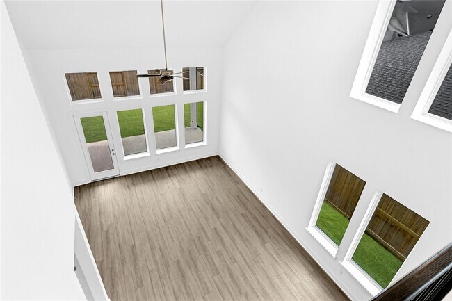 Building Photo - 29651 Blooming Grv