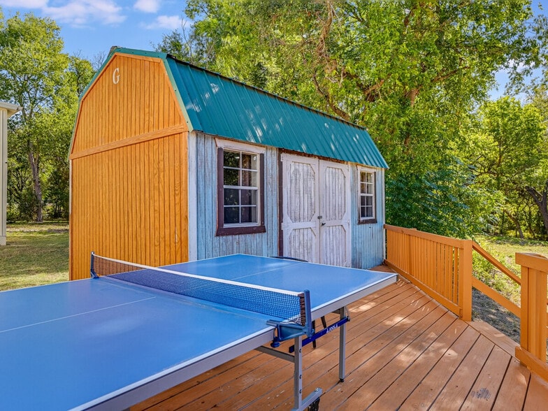 Building Photo - 1930 N Wheat Rd