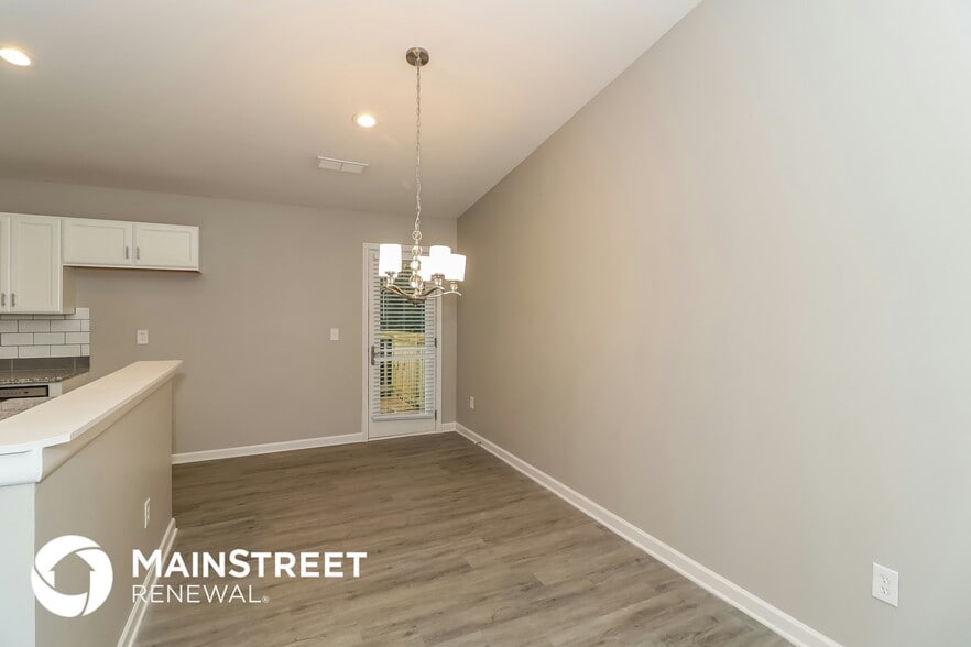 Building Photo - 3020 Orbit Cir