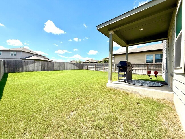 Building Photo - COMING SOON! GORGEOUS Two-Story 4 Bedroom ...