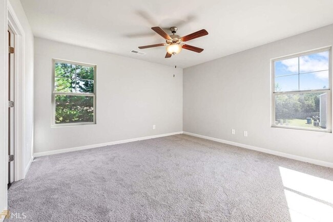 Building Photo - 2555 Marlin Dr