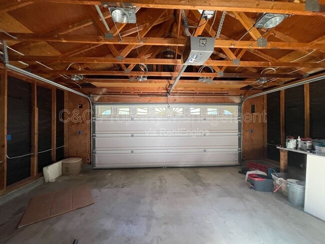 Building Photo - 851 Fulton Rd