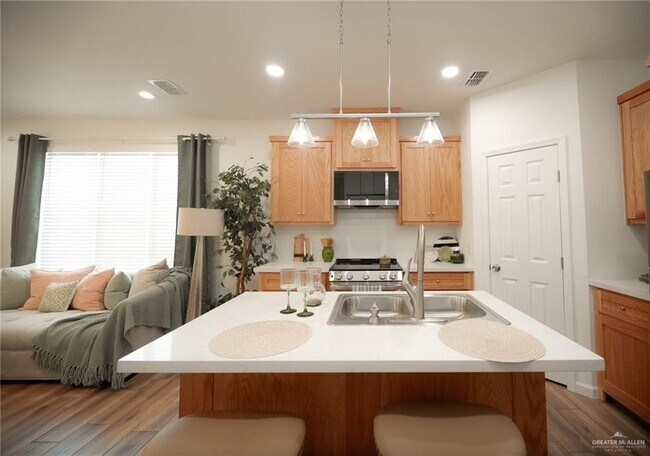 Building Photo - 32 San Andres