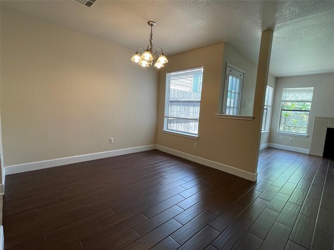 Building Photo - 12306 Abney Dr