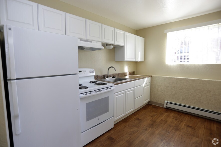 Wind River Place Apartments 919 N 19th St Colorado Springs CO 80904