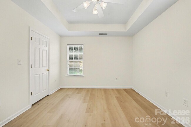 Building Photo - 2163 Wexford Way