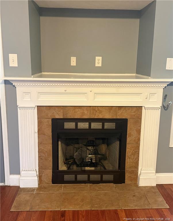 Building Photo - 4401 Wavetree Dr
