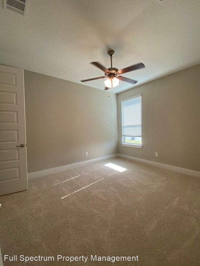 Building Photo - 5 br, 3.5 bath House - 120 Leann Way