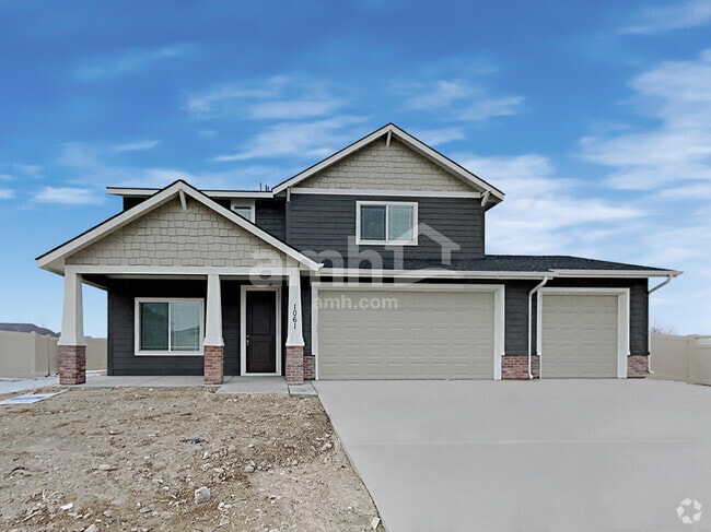 Building Photo - 1061 N Barkvine Ave