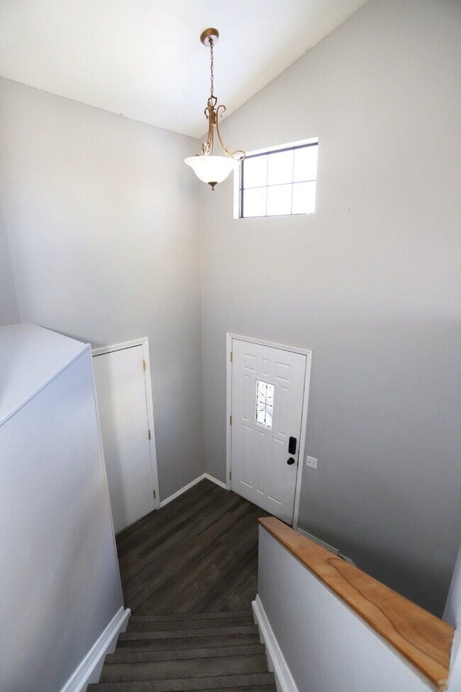 Building Photo - Spacious 4-Bedroom Home with Open Concept Living, Mountain Views & Fenced Yard