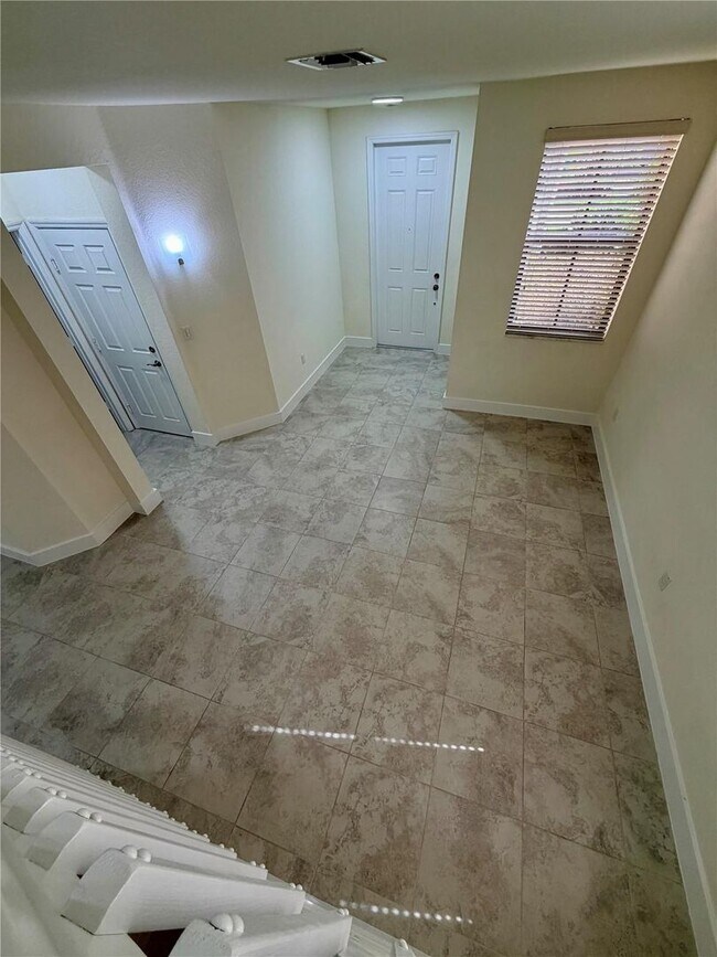 Building Photo - 6561 N Anise Ct