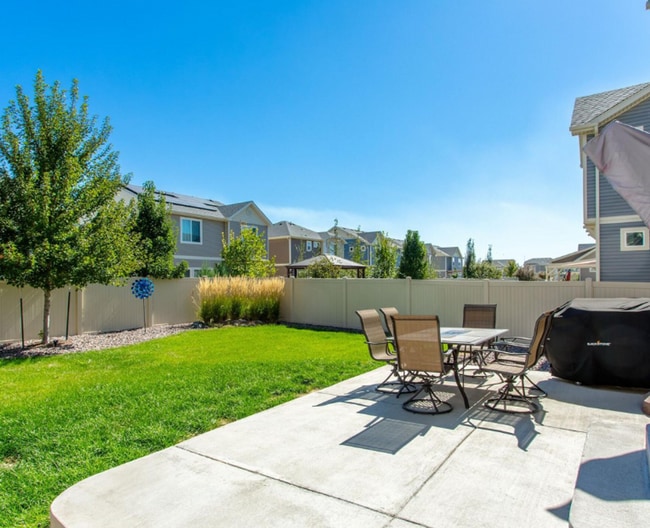 Building Photo - 3641 Candlewood Dr