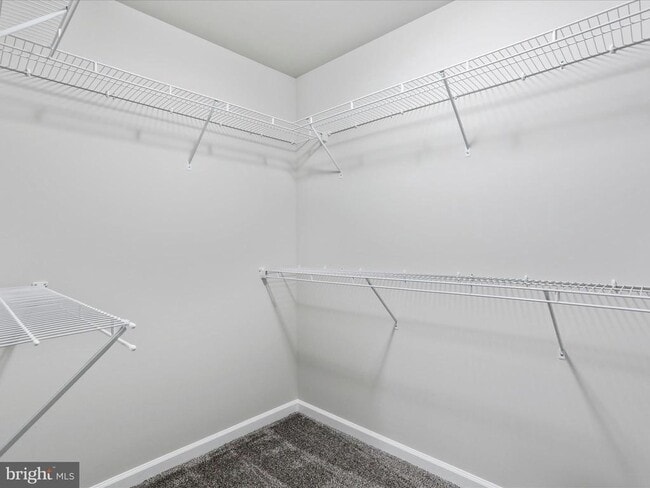 Building Photo - 129 Delano Dr