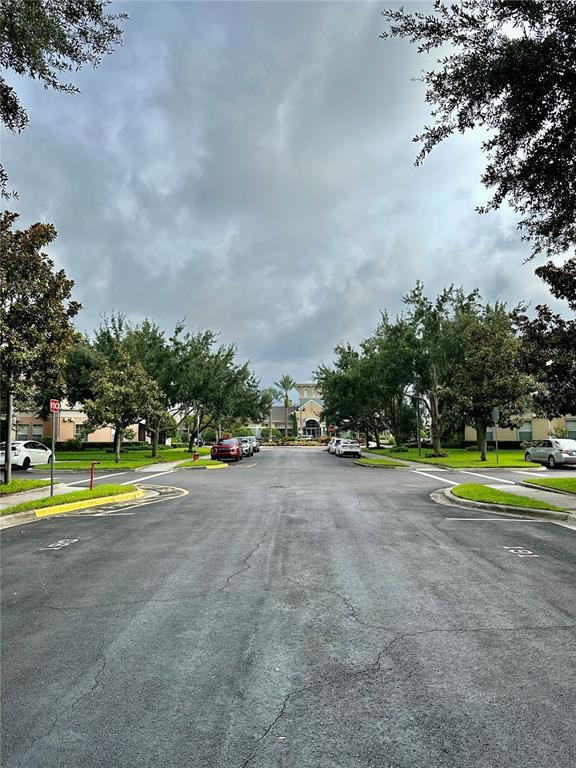 Building Photo - 11564 Mizzon Dr