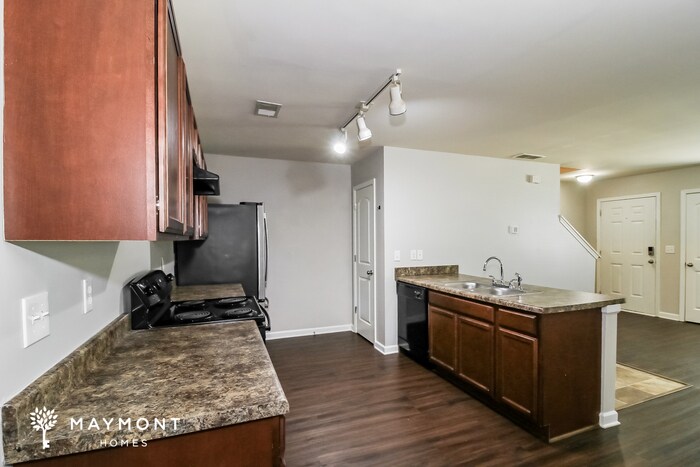 Building Photo - 1535 Hydrangea Ln