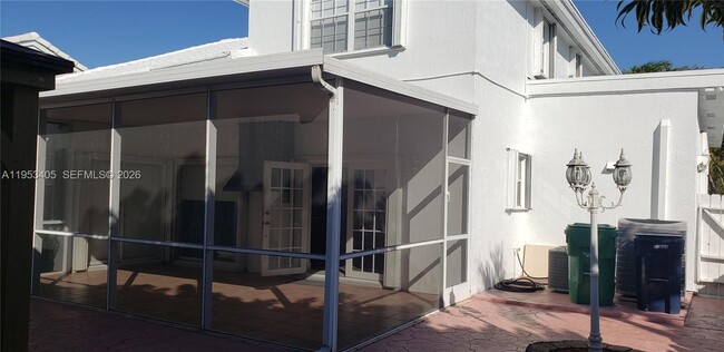 Building Photo - 11242 SW 62nd Ln