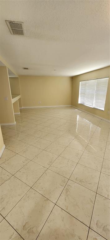 Building Photo - 12850 Oulton Cir