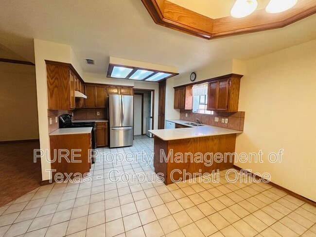 Building Photo - 4205 Snowbird Dr
