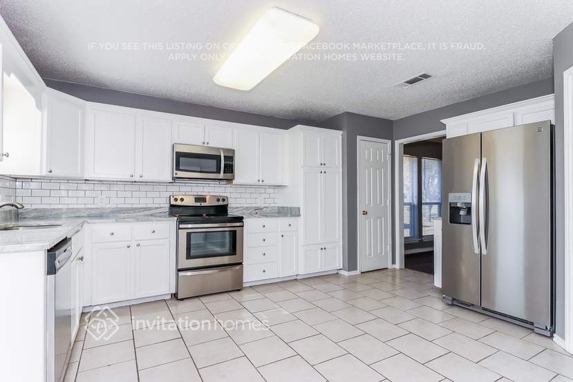 Building Photo - 7016 Oakfield Corner Ct