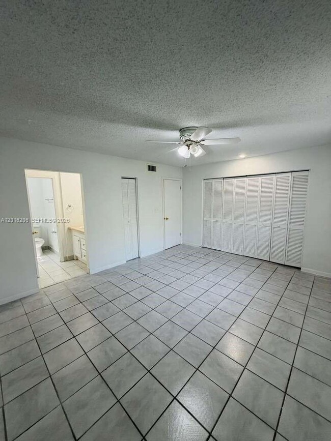 Building Photo - 9150 NW 38th Dr