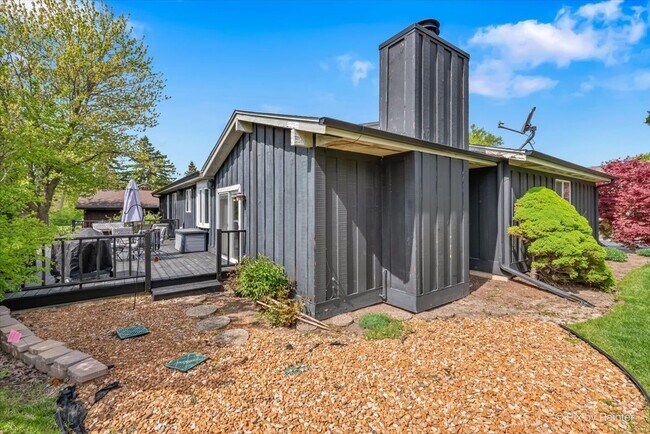 Building Photo - 39867 N Harbor Ridge Dr