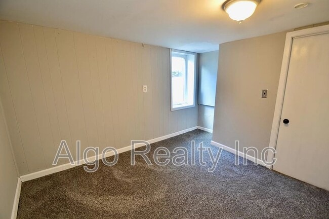 Building Photo - 4239 Minnehaha Ave