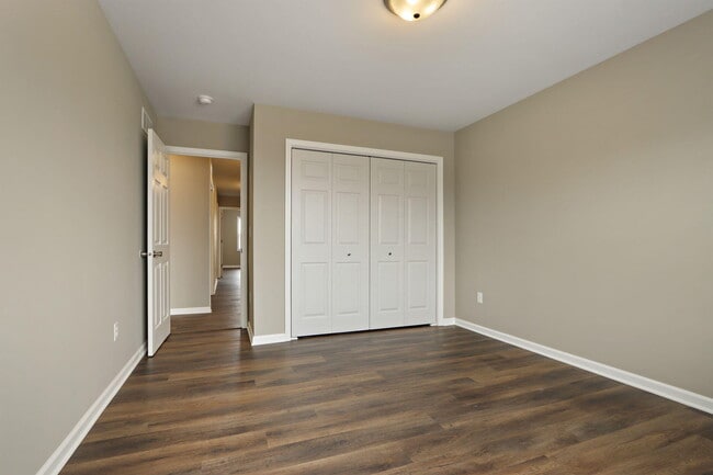 Building Photo - 342 Cattail Ct