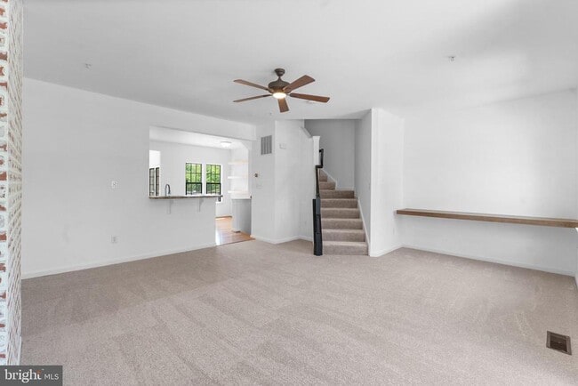 Building Photo - 7258 Mockingbird Cir
