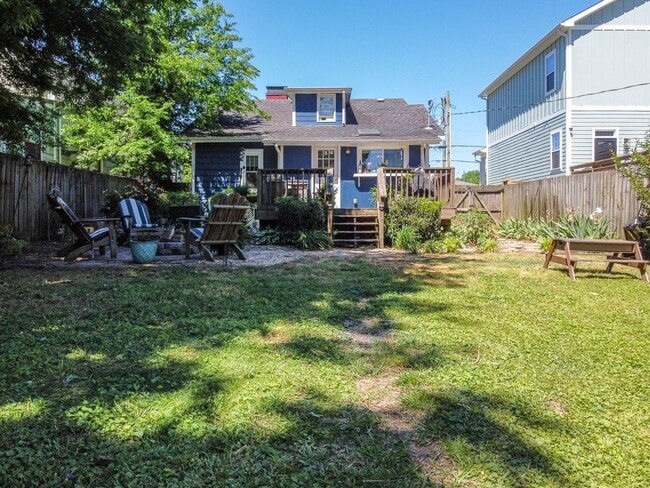 Building Photo - Beautiful Cleveland Park Bungalow, just 2 ...