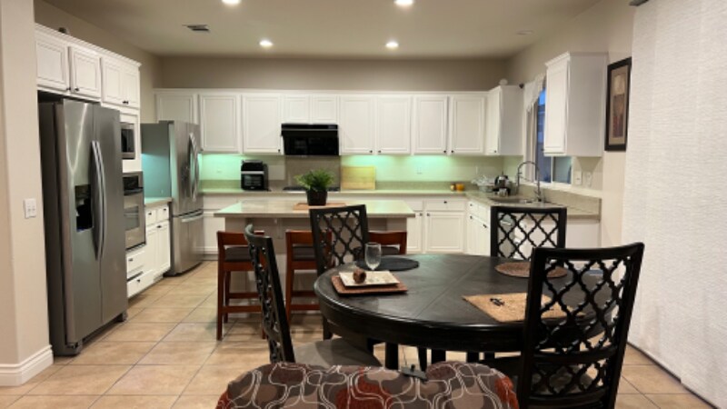 Building Photo - 13885 Camp Rock St