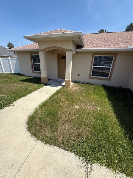 Building Photo - 15761 SW 23rd Avenue Rd
