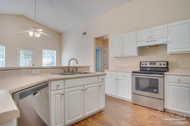 Building Photo - 6360 Mers Ln