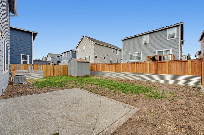 Building Photo - Spacious Newer Lacey Home | 3-Bed Home with A/C, Gas Fireplace, Bonus Loft & Fully Fenced Backyard!
