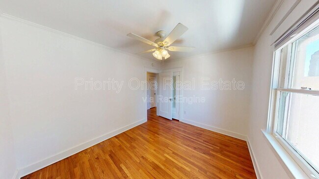 Building Photo - 3339 33rd St