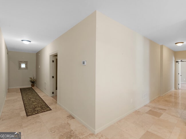 Building Photo - 1695 Whitley Rd