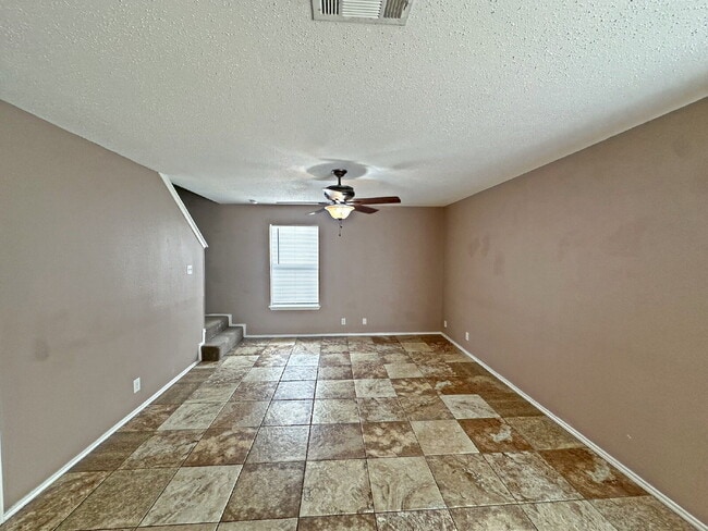 Building Photo - 6154 Ashley Spring