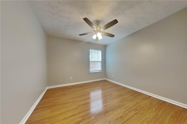 Building Photo - 2693 Austin Ridge Dr NE