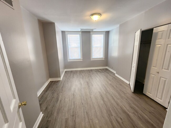 Building Photo - East Baltimore 2 Bedroom 1 Bathroom Town Home