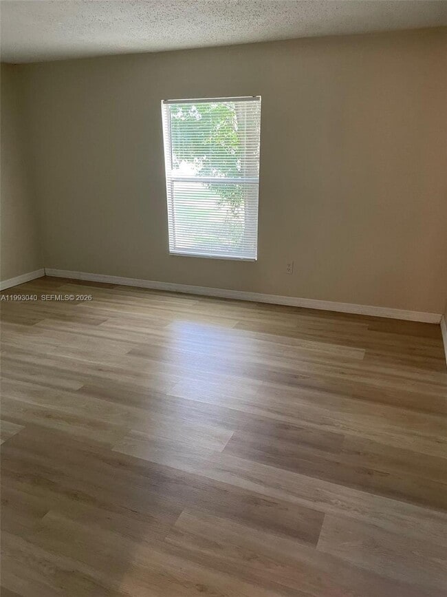 Building Photo - 8638 Gibson Oaks Dr