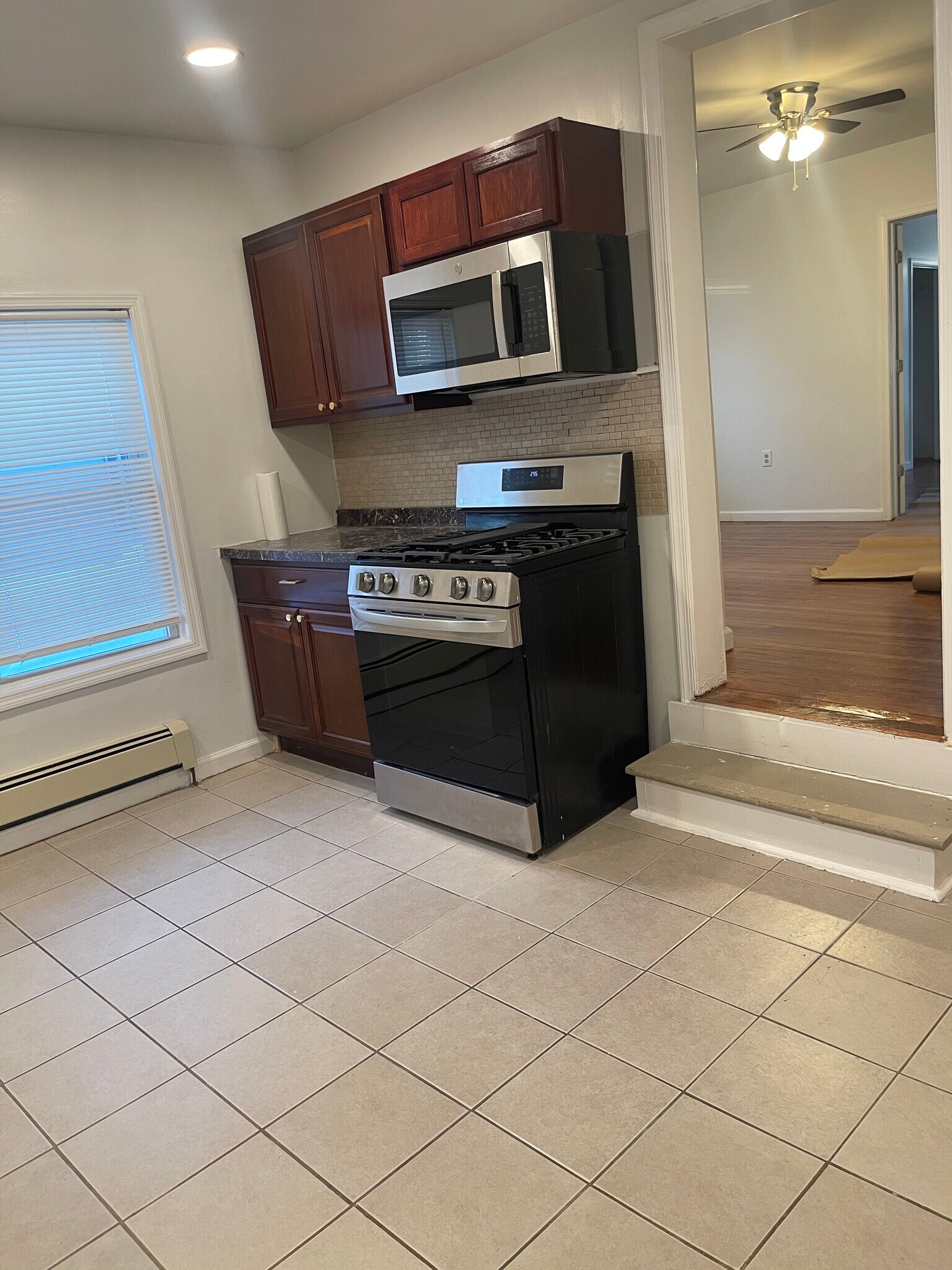 Building Photo - 49 Carroll St