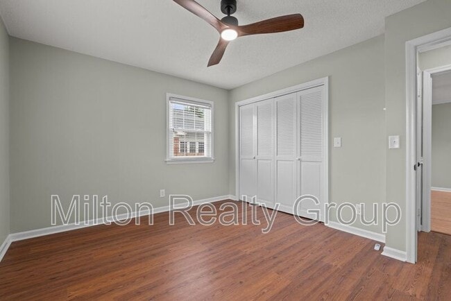 Building Photo - 1505 Fairview St