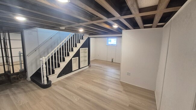 Building Photo - 3417 Jewett Ave