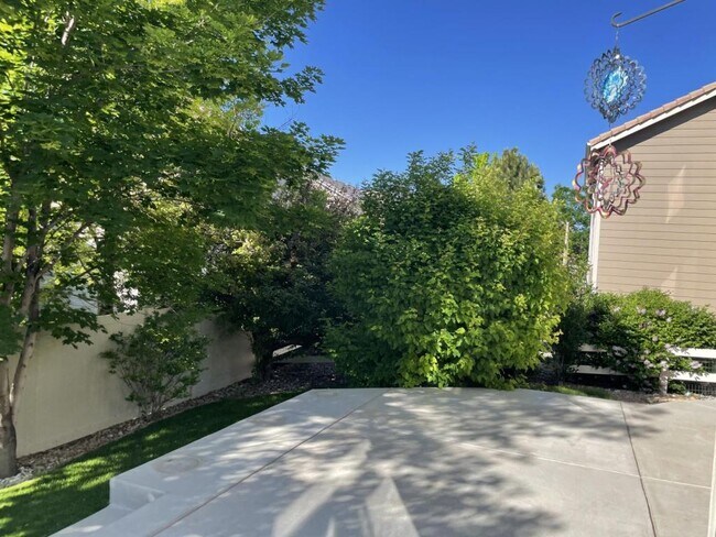 Building Photo - 12965 Banyon Cir