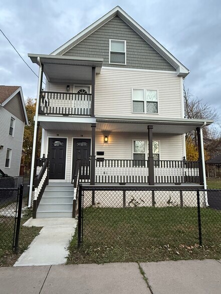Charming duplex (street view) - 14 Brook St