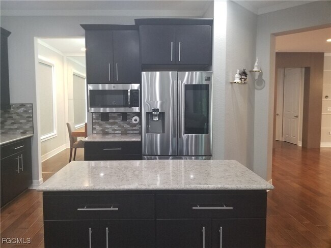 Building Photo - 11651 Oakwood Preserve Pl